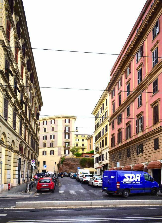 Le Rondini A Roma Villa Buitenkant foto