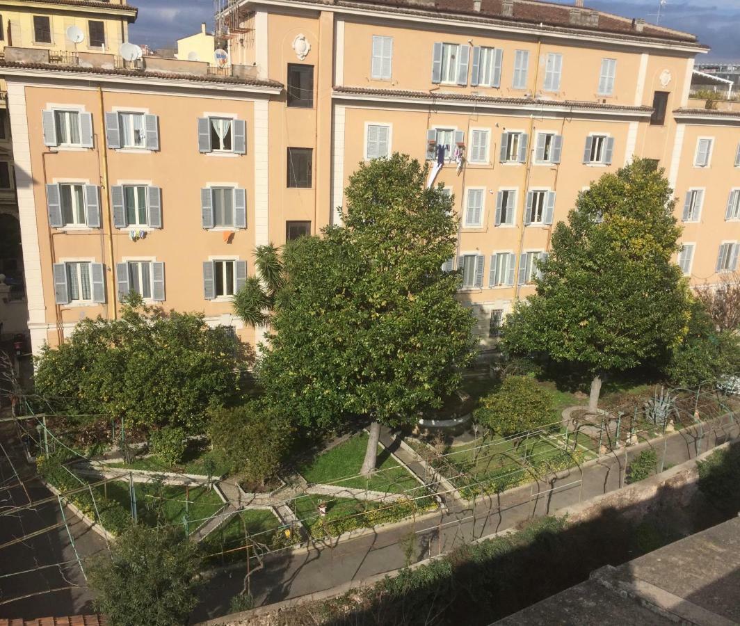 Le Rondini A Roma Villa Buitenkant foto